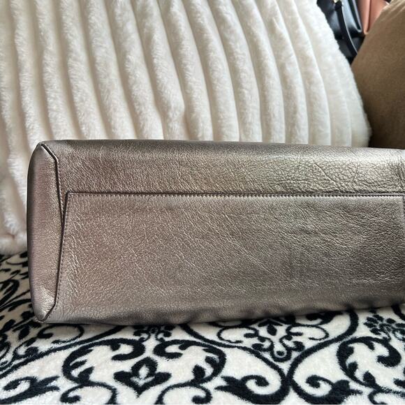 MUST HAVE Coach The Borough Bag in Metallic Leather Gold 32323 - Picture 3 of 10